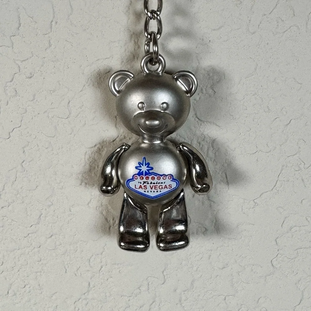 Moving Parts Bear Keychain Las Vegas Silver Tone Quality Heavy